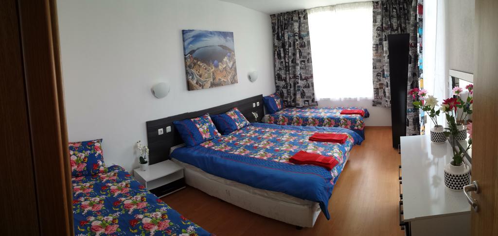 Pollo Resort Mikosta Apartments Pantai Sunny Luaran gambar