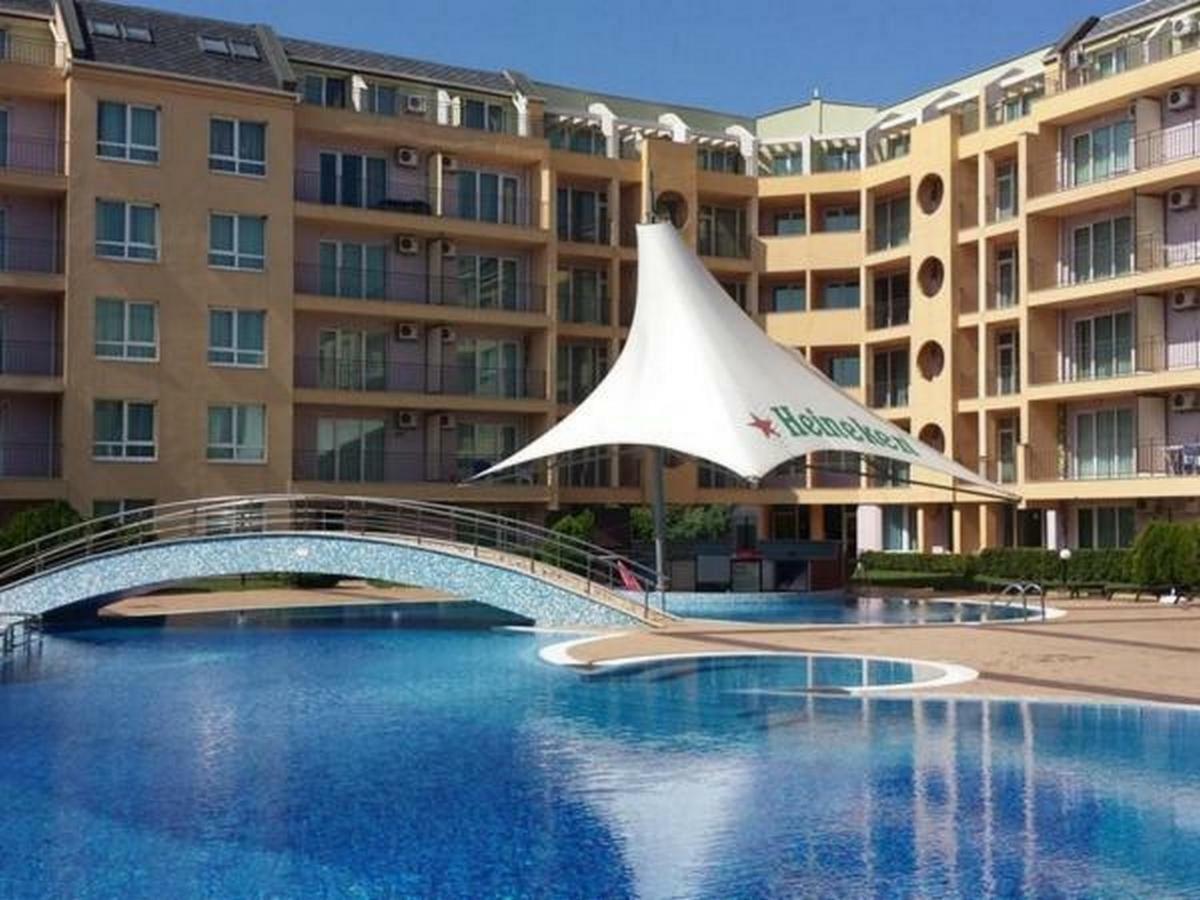 Pollo Resort Mikosta Apartments Pantai Sunny Luaran gambar